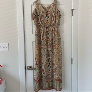 Chico’s multicolored cold shoulder maxi dress